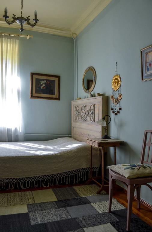 Vintazhnaya Apartment Odessa Esterno foto