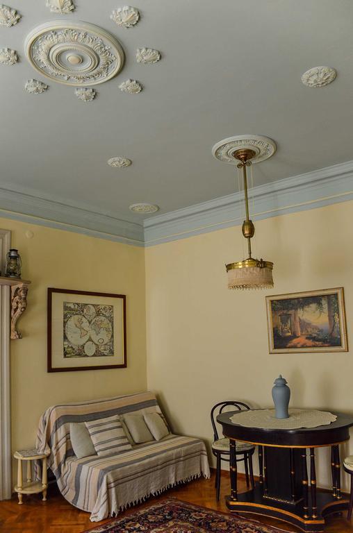 Vintazhnaya Apartment Odessa Esterno foto